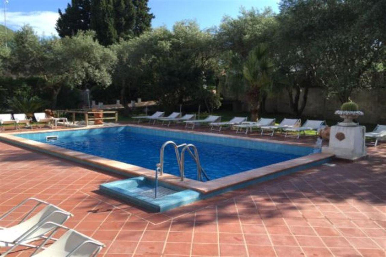 Forio di Ischia Hotel Villa Al Parco מראה חיצוני תמונה