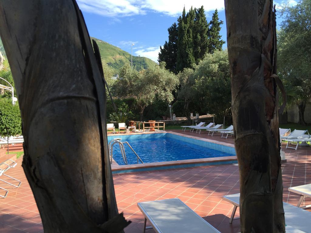 Forio di Ischia Hotel Villa Al Parco מראה חיצוני תמונה