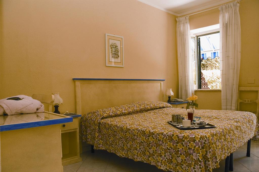 Forio di Ischia Hotel Villa Al Parco מראה חיצוני תמונה